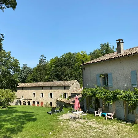 Chateau Des Loups - Les Cedres Bleus