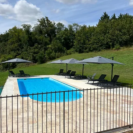 Chateau Des Loups - Les Cedres Bleus Сasa de vacaciones *