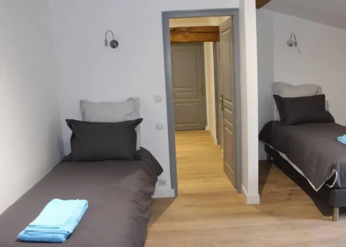 Casa de Férias Château Des Loups - Les Cèdres Bleus